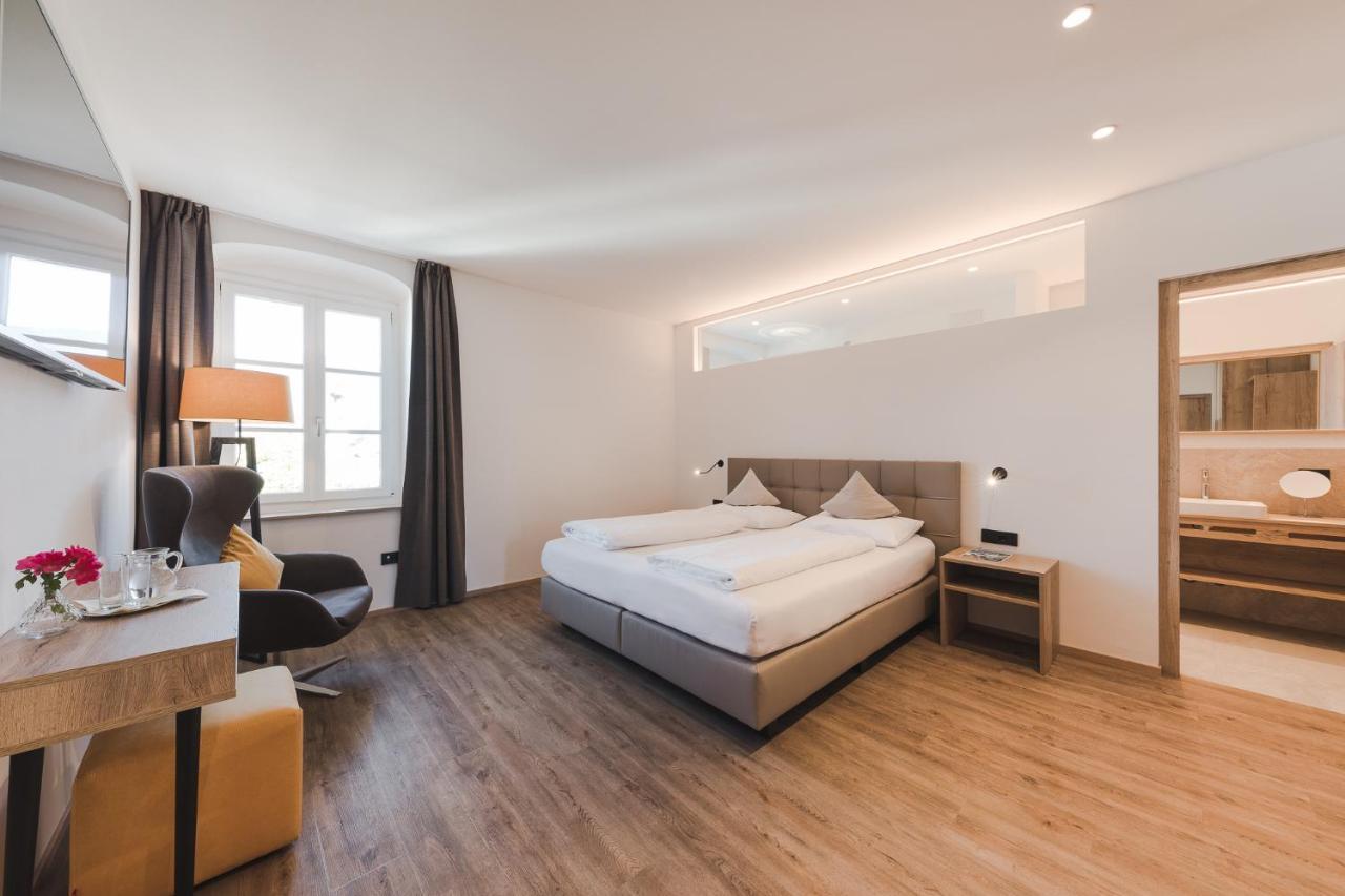 Hotel Mandelhof Аппиано-Сулла-Страда-дель-Вино Экстерьер фото